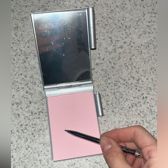 🎀MaryKay Breast Cancer Ribbon Notepad w/ Mirror🎀 - Picture 3 of 3